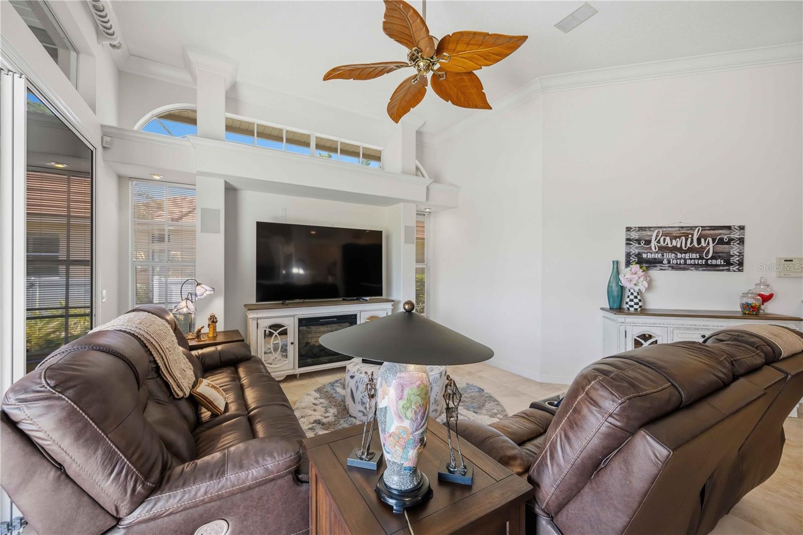 VENICE GOLF & COUNTRY CLUB - Residential
