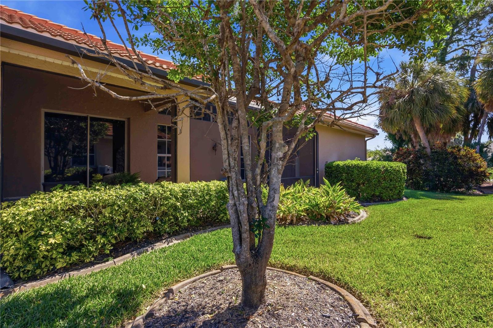 VENICE GOLF & COUNTRY CLUB - Residential