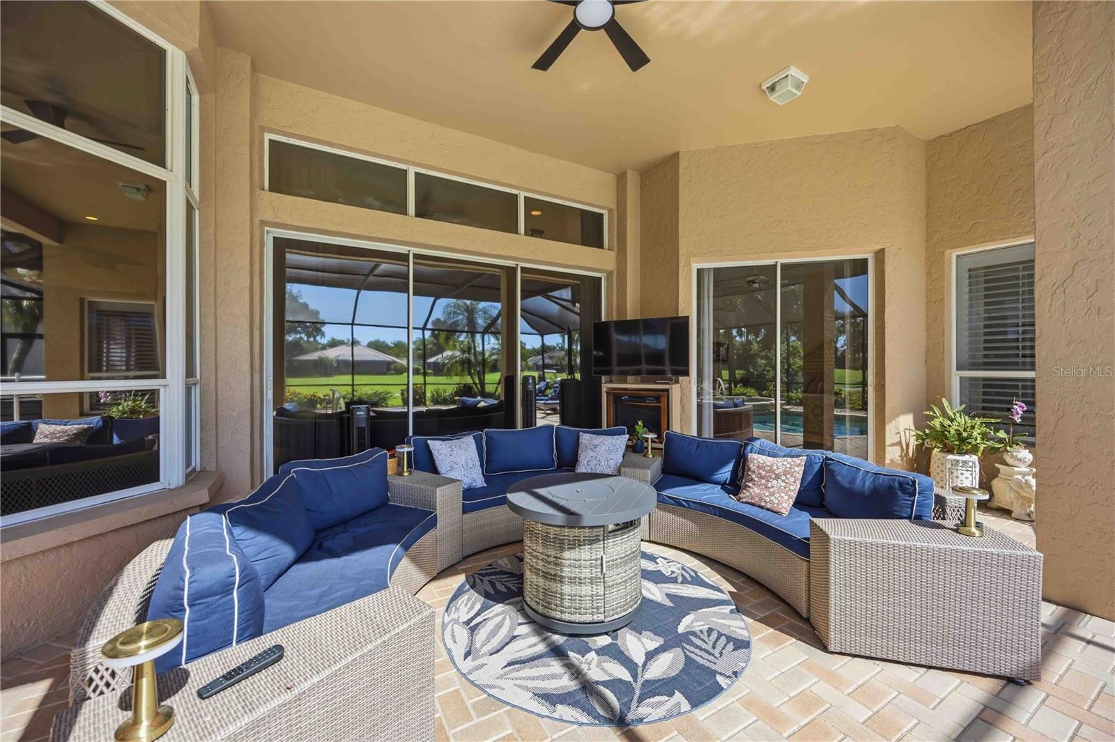 VENICE GOLF & COUNTRY CLUB - Residential
