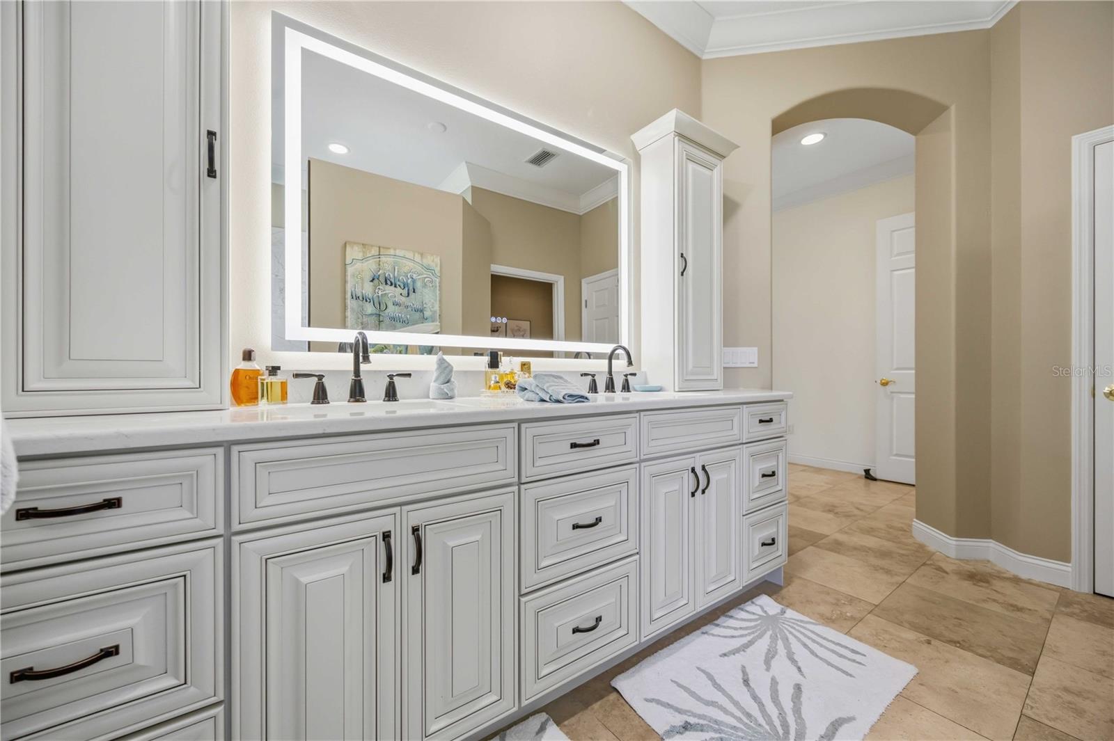 VENICE GOLF & COUNTRY CLUB - Residential
