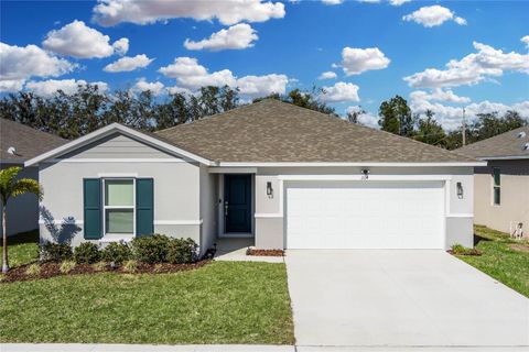 A home in WINTER HAVEN