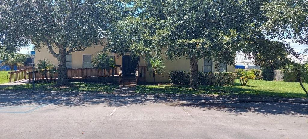 Photo of 2280 Us Highway 92 E, Plant City, FL 33563 (MLS # TB8453213)