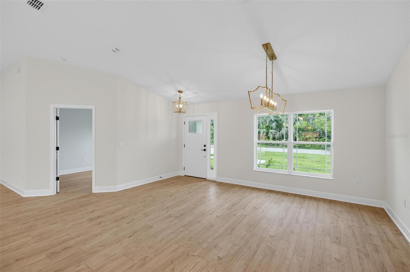22 ERIC DRIVE