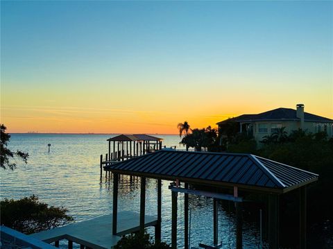 A home in TAMPA