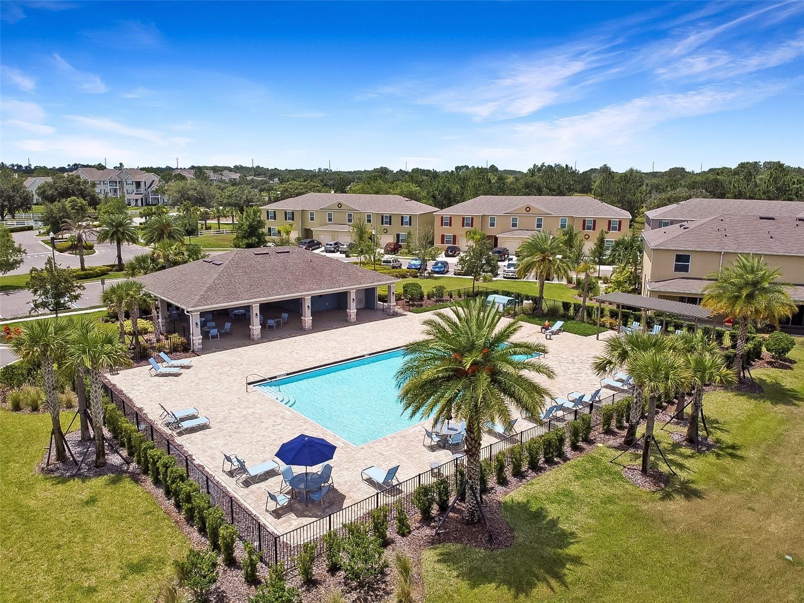 LAKE BLUFF/TOWN CENTER EAST-PH - Residential Lease