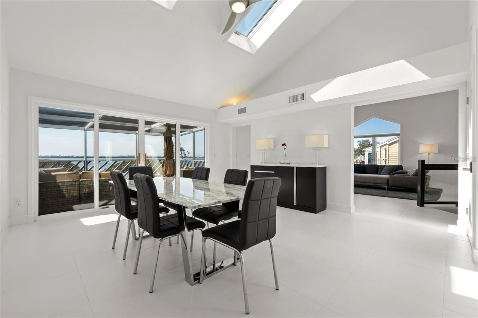 TIDY ISLAND PH II - Residential