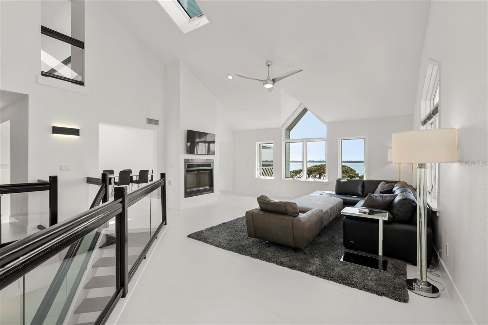 TIDY ISLAND PH II - Residential