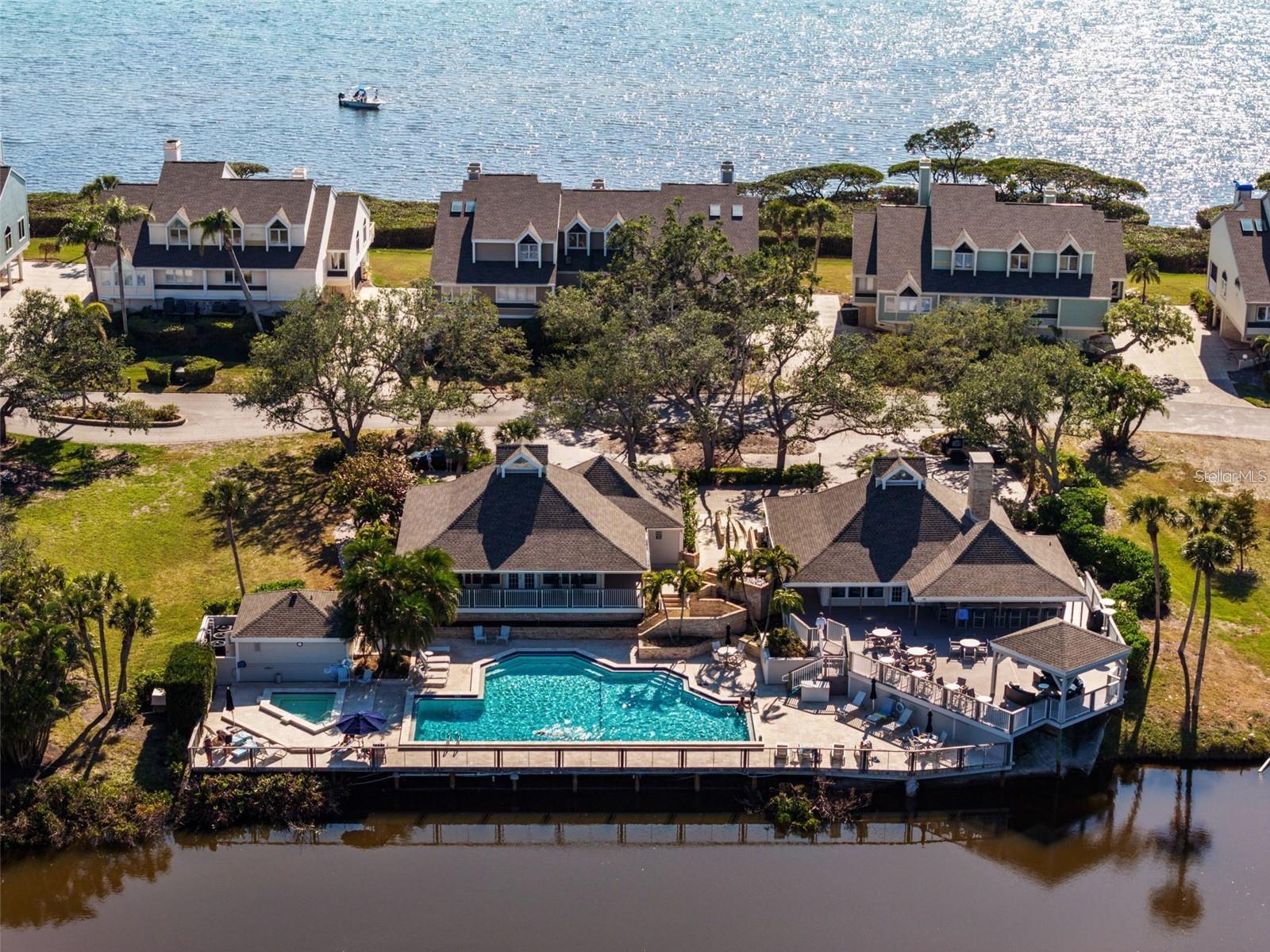 TIDY ISLAND PH II - Residential