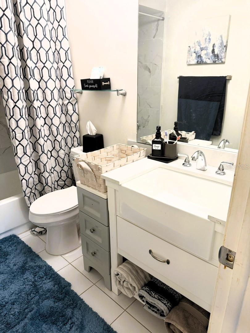 BAYSHORE PLACE A CONDO - Residential