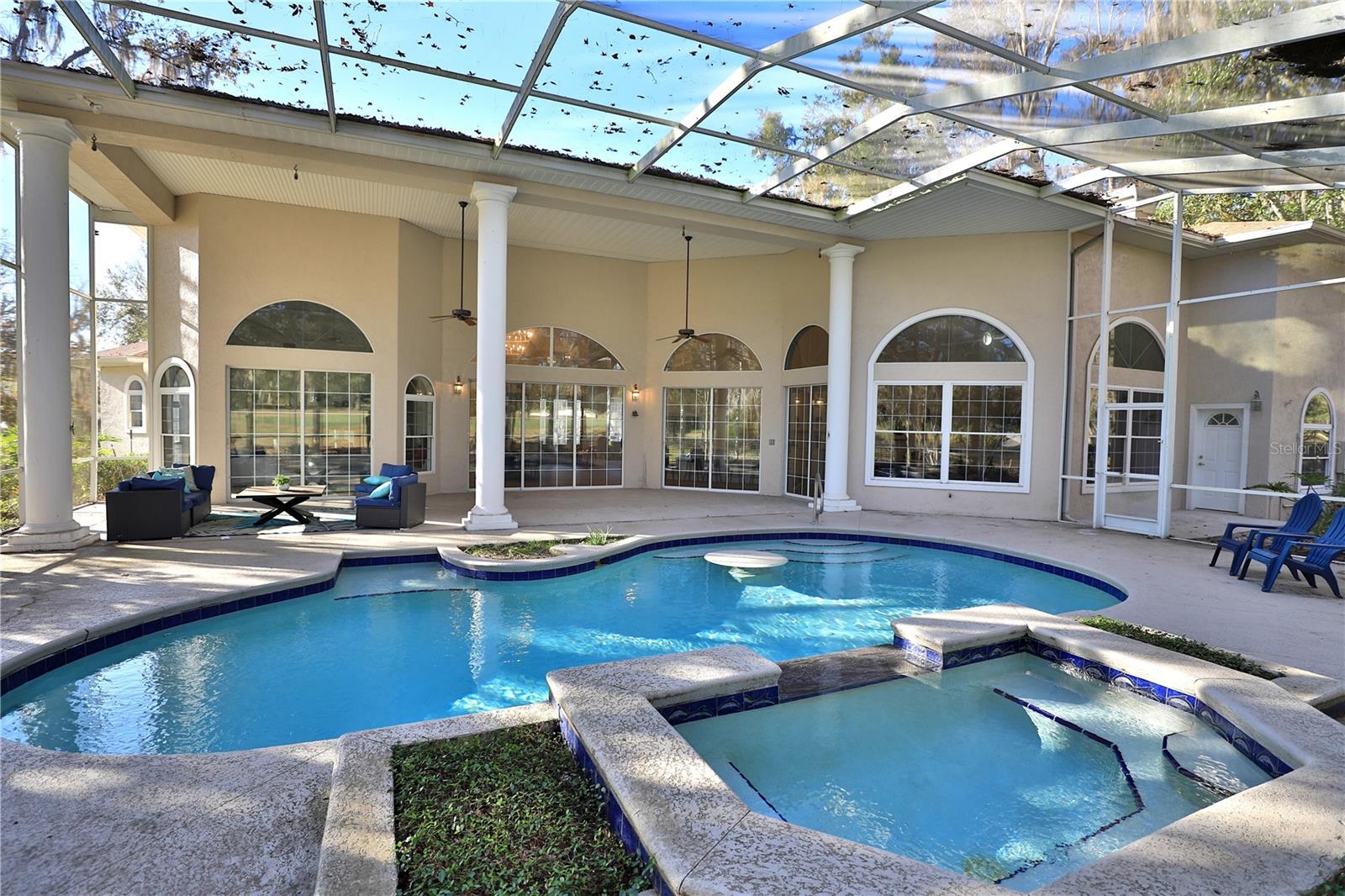 COUNTRY CLUB/OCALA UN 01 - Residential