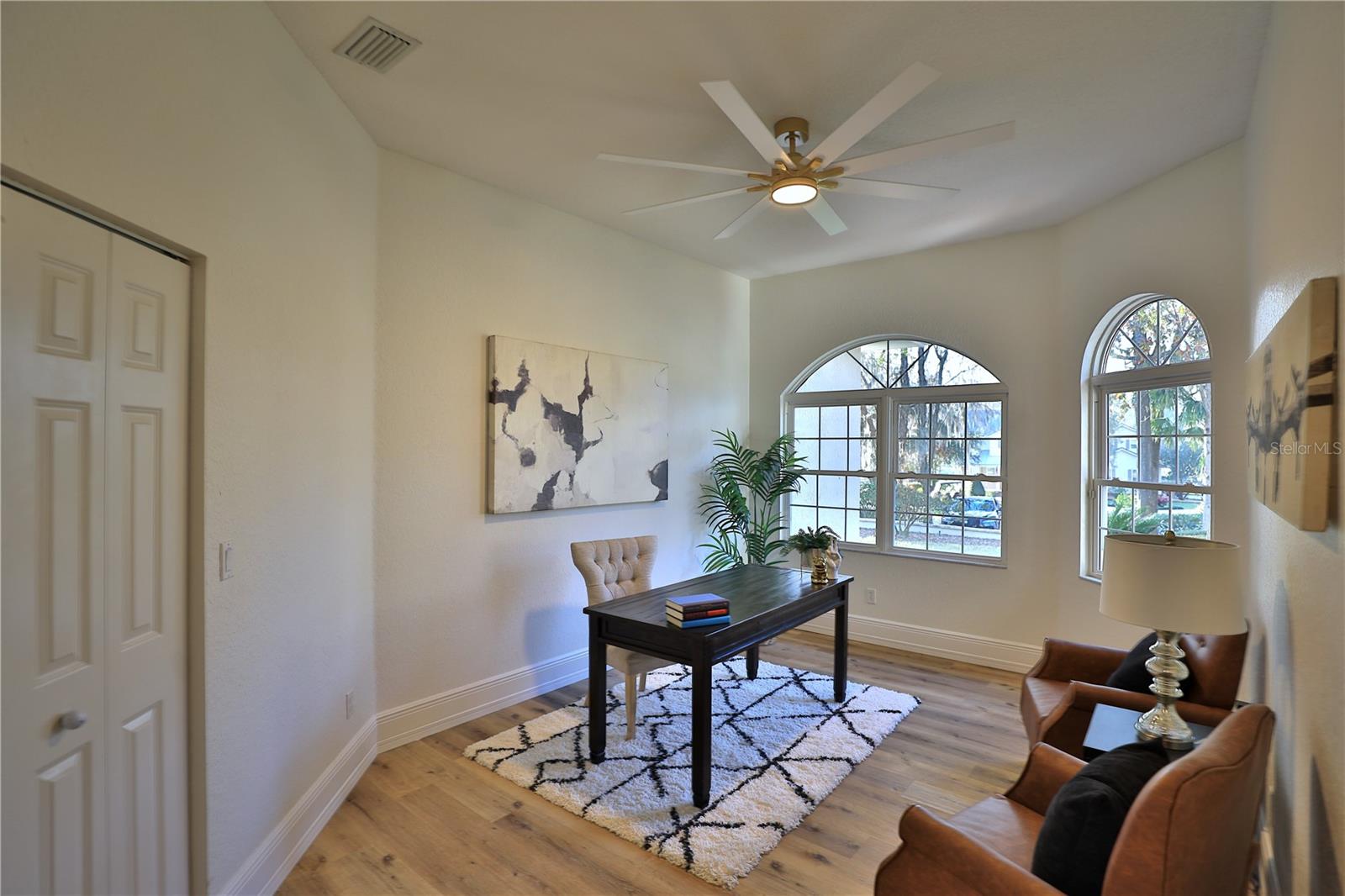 COUNTRY CLUB/OCALA UN 01 - Residential