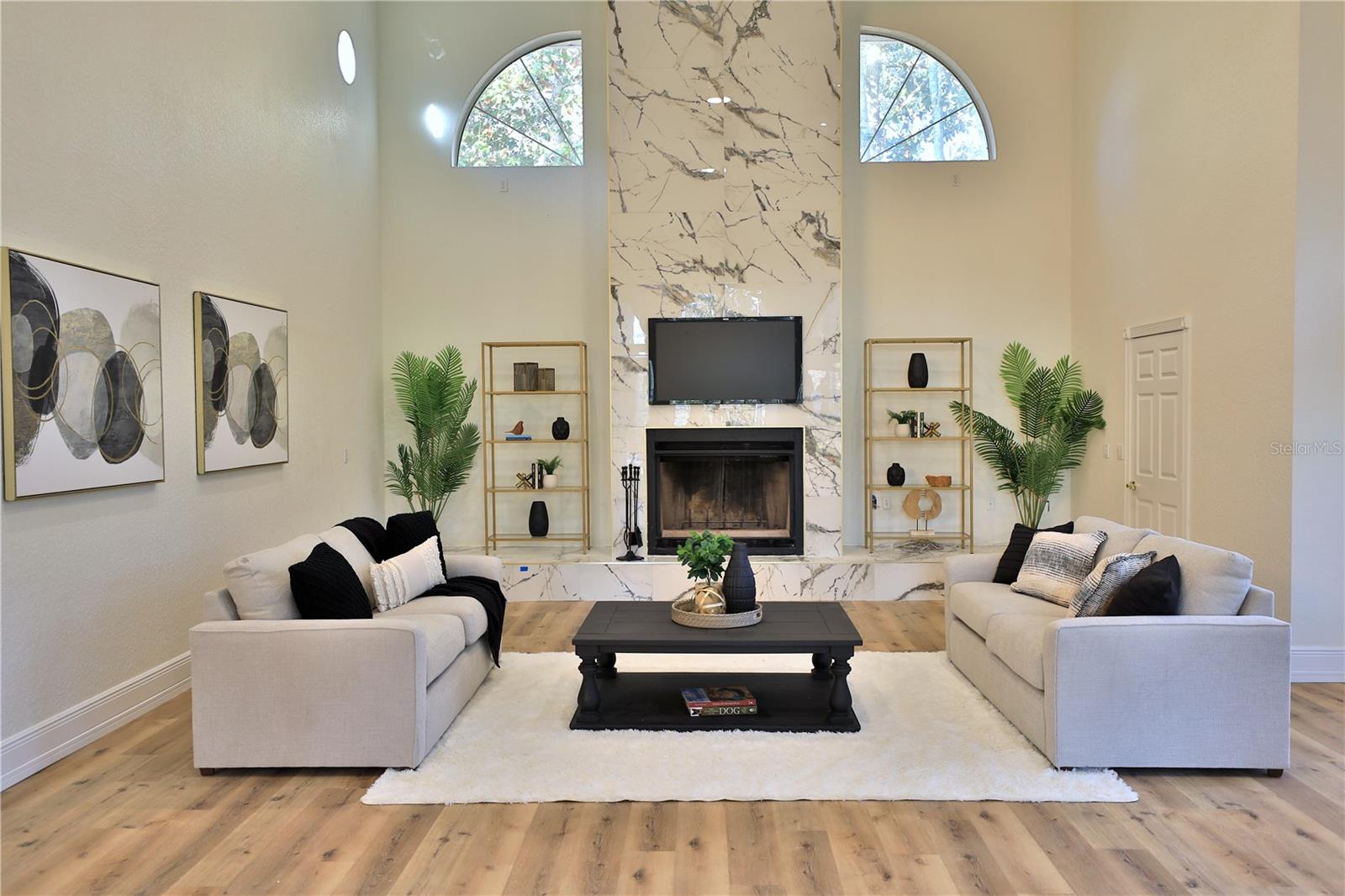 COUNTRY CLUB/OCALA UN 01 - Residential