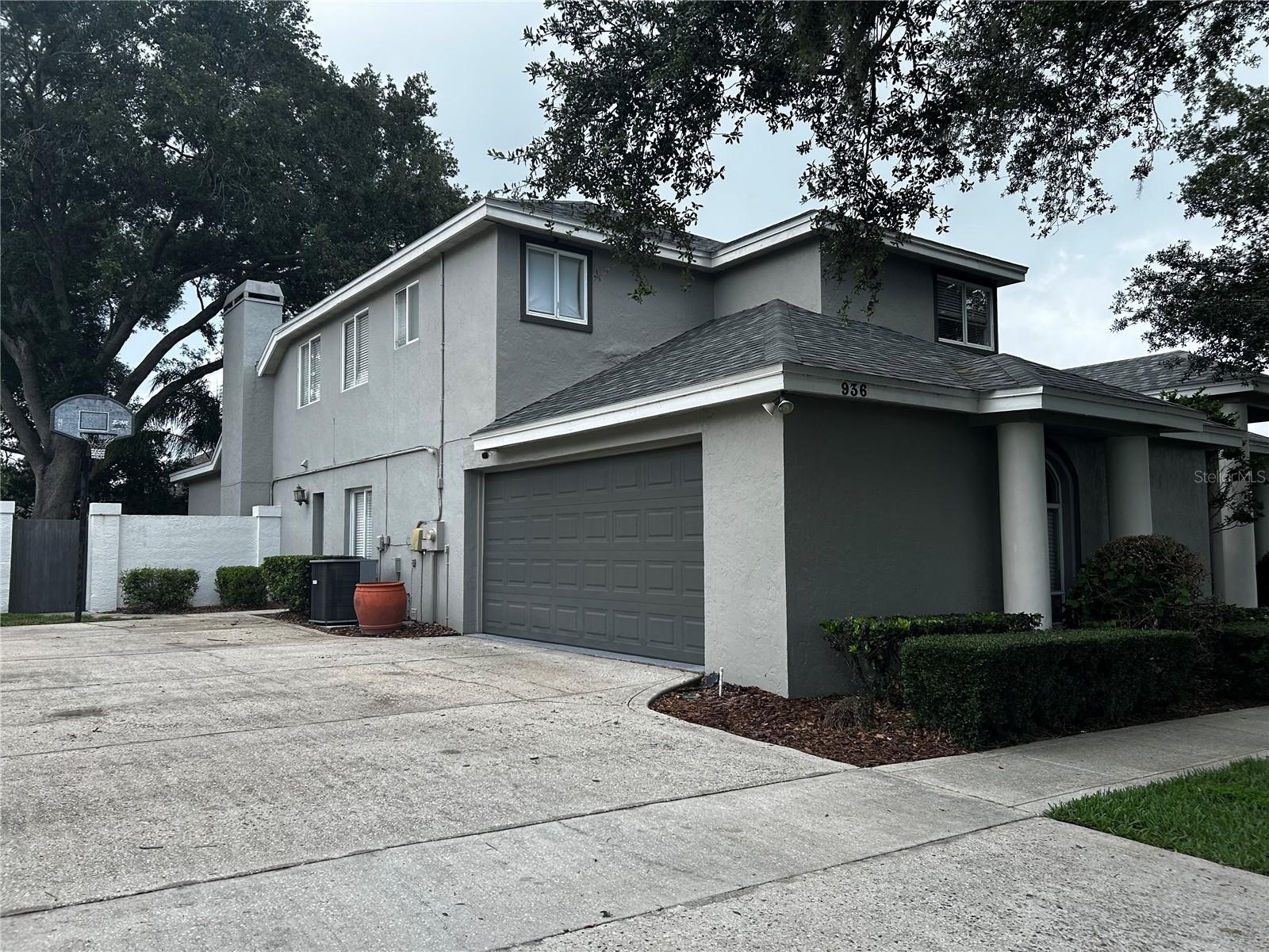 HAMILTON PLACE - Residential