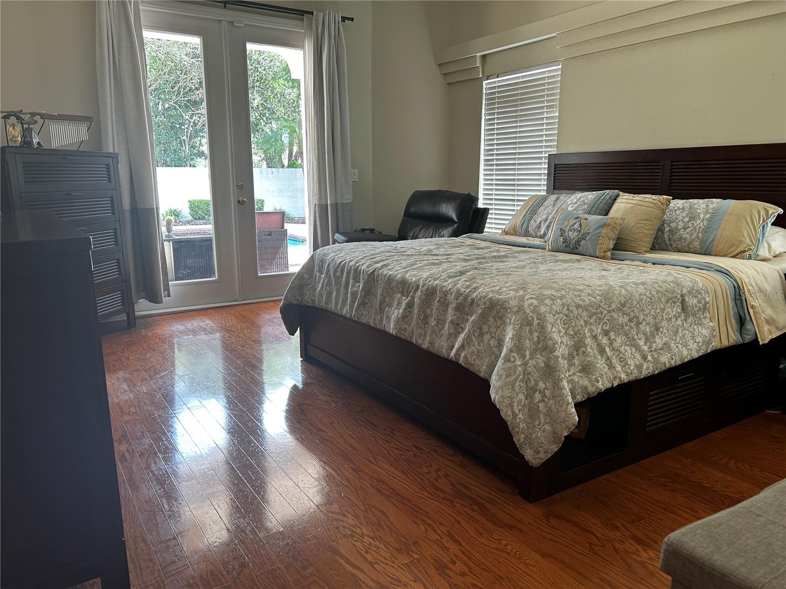 HAMILTON PLACE - Residential