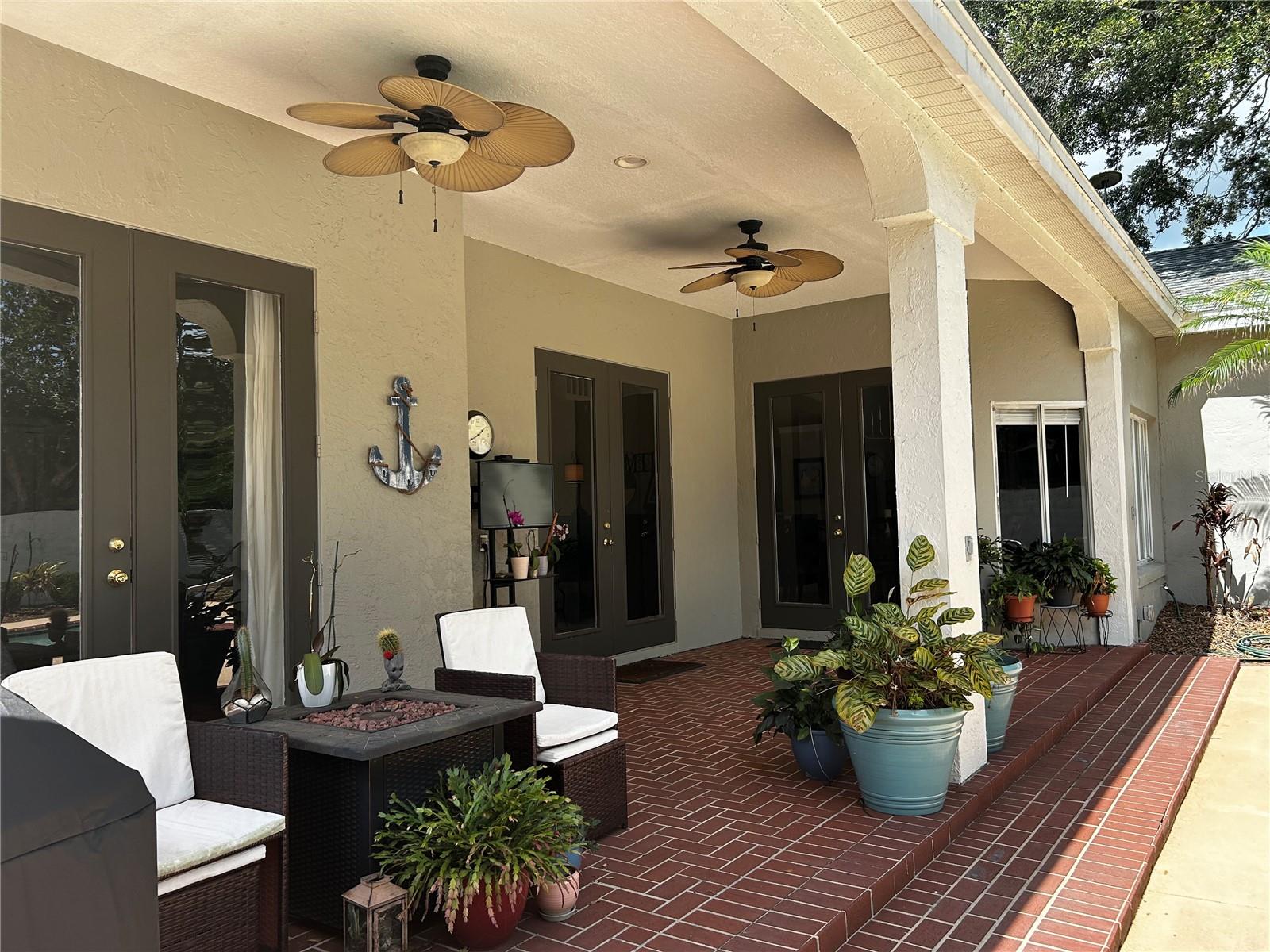 HAMILTON PLACE - Residential