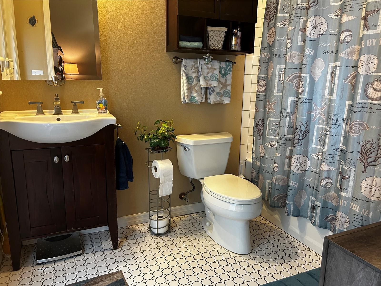 HAMILTON PLACE - Residential