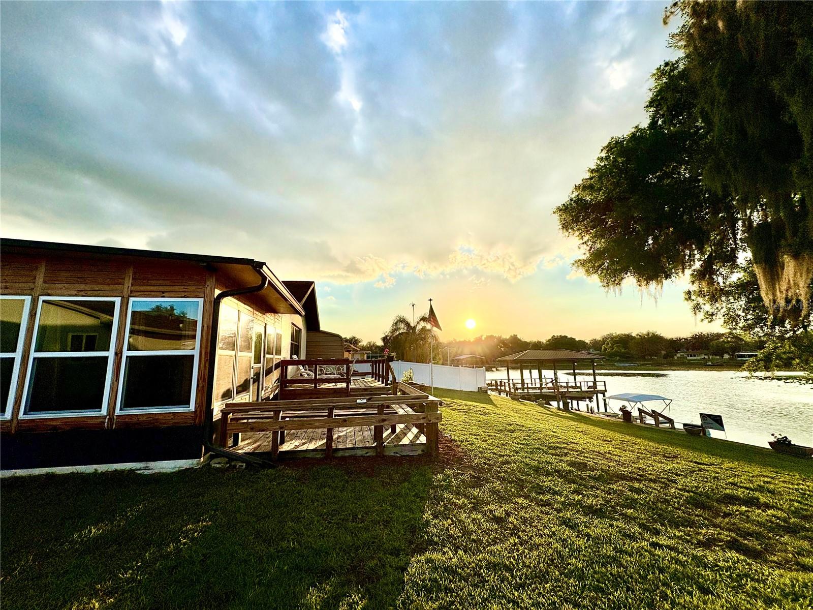 POINT O WOODS UNIT 02 - Residential