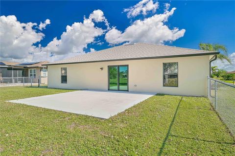 A home in PUNTA GORDA