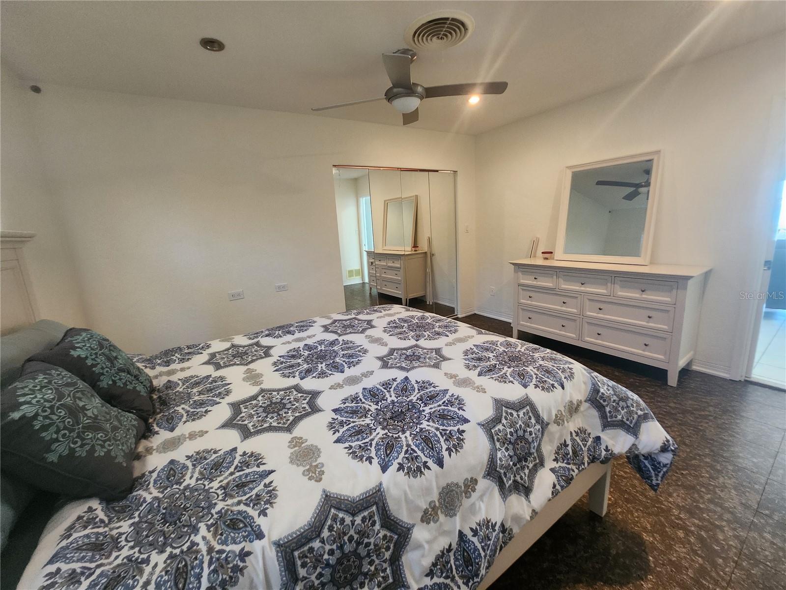 PINELLAS POINT SKYVIEW SHORES 3RD ADD - Residential