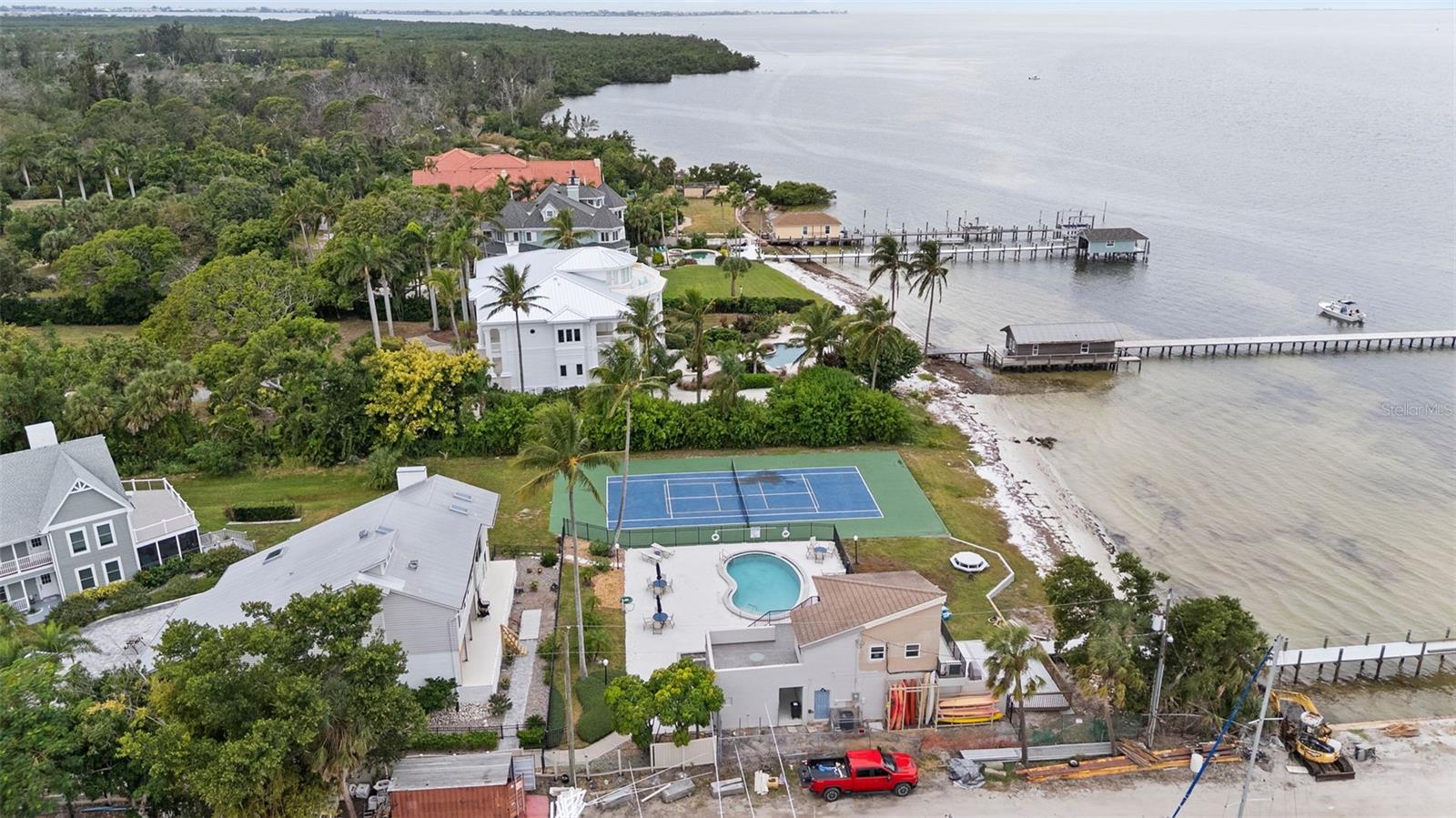 RIVER HARBOR WEST - Residential