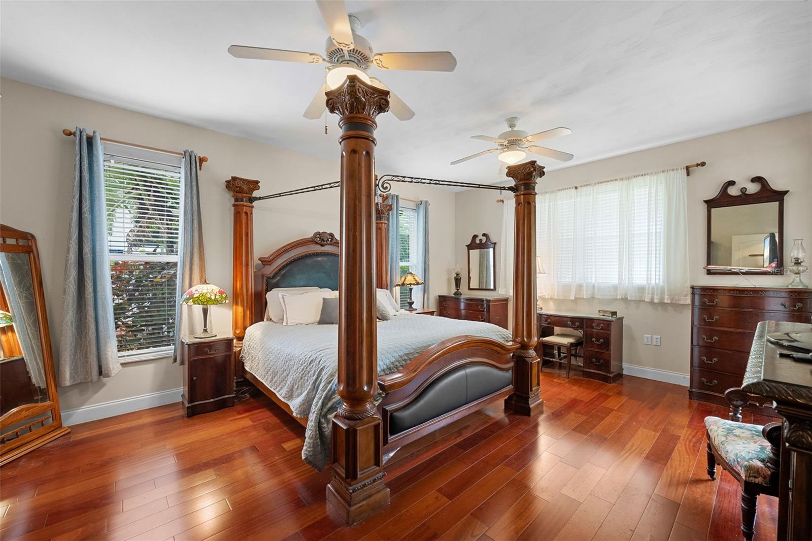 RIVER HARBOR WEST - Residential