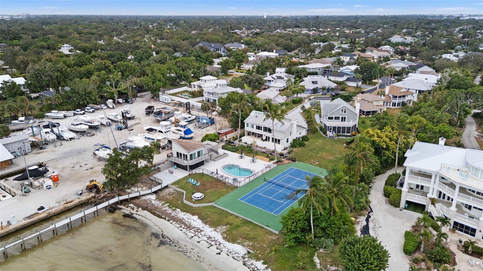 RIVER HARBOR WEST - Residential