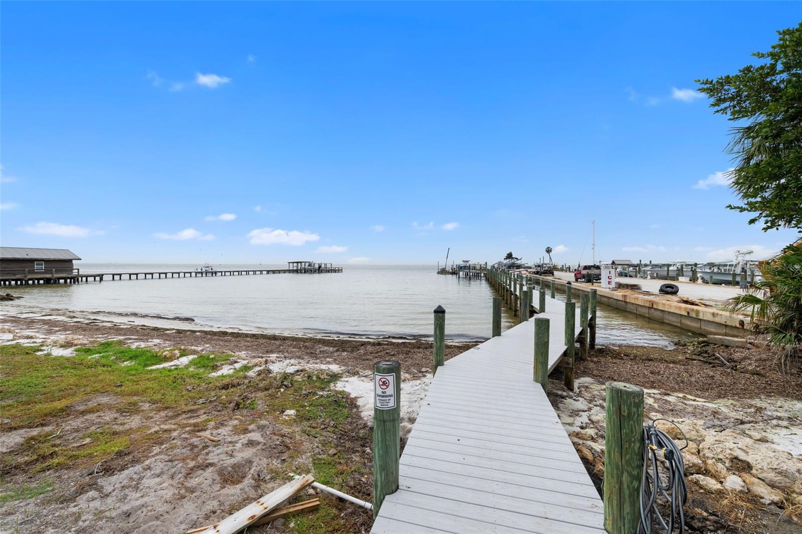 RIVER HARBOR WEST - Residential