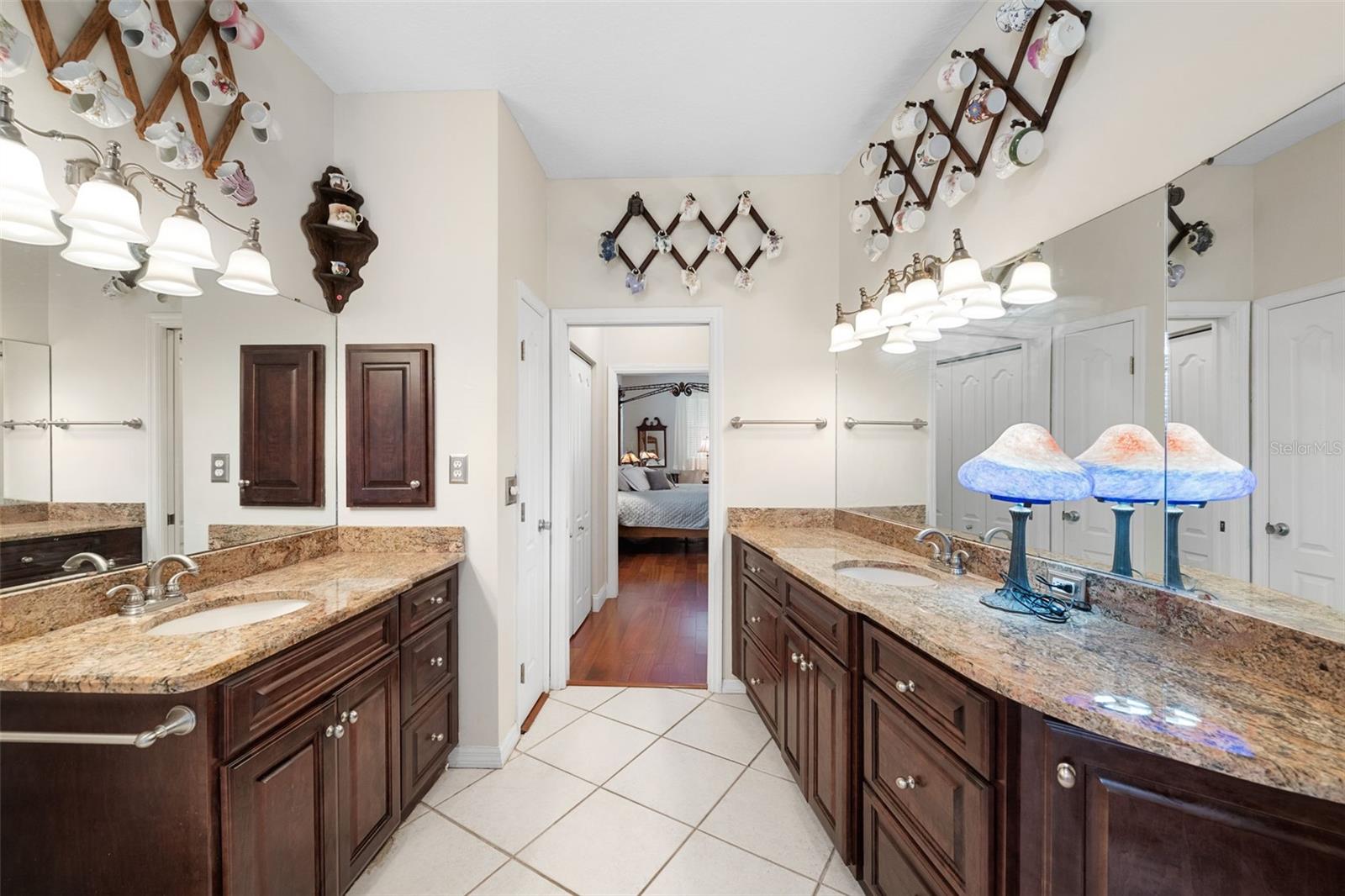 RIVER HARBOR WEST - Residential