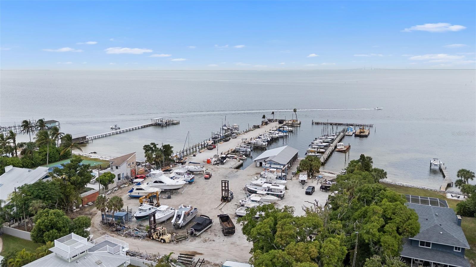 RIVER HARBOR WEST - Residential