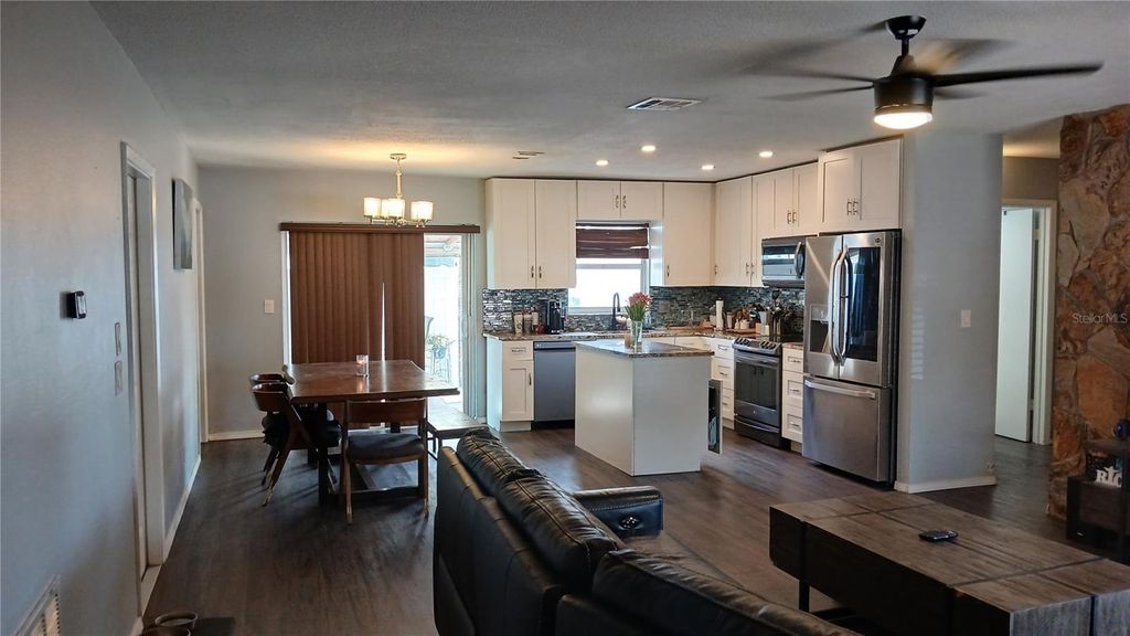 Photo of 2209 Jacaranda Court, Dunedin, FL 34698 (MLS # TB8471996)