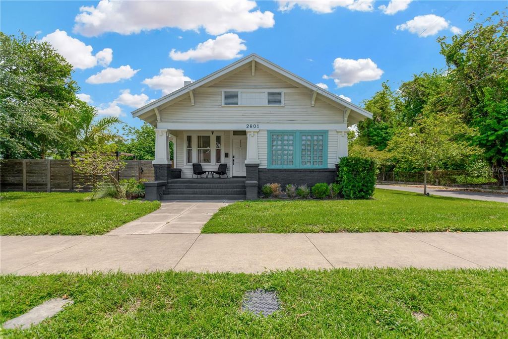 Photo of 2801 N Jefferson St, Tampa, FL 33602 (MLS # TB8403544)