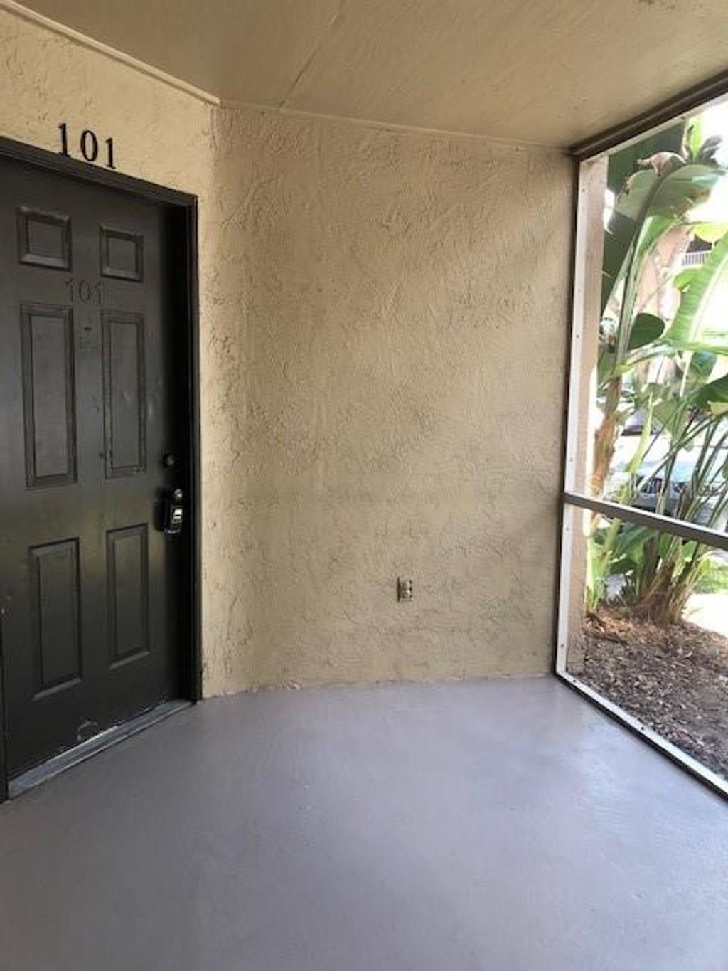 Photo of 957 Salt Pond Place #101, Altamonte Springs, FL 32714 (MLS # O6362725)