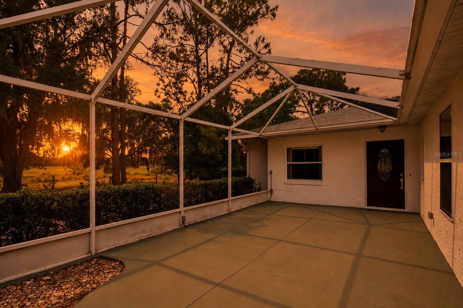 LEESBURG ROYAL OAK ESTATES - Residential