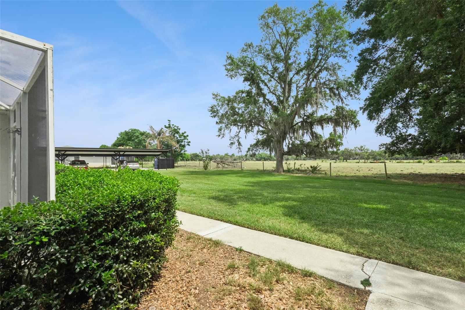 LEESBURG ROYAL OAK ESTATES - Residential