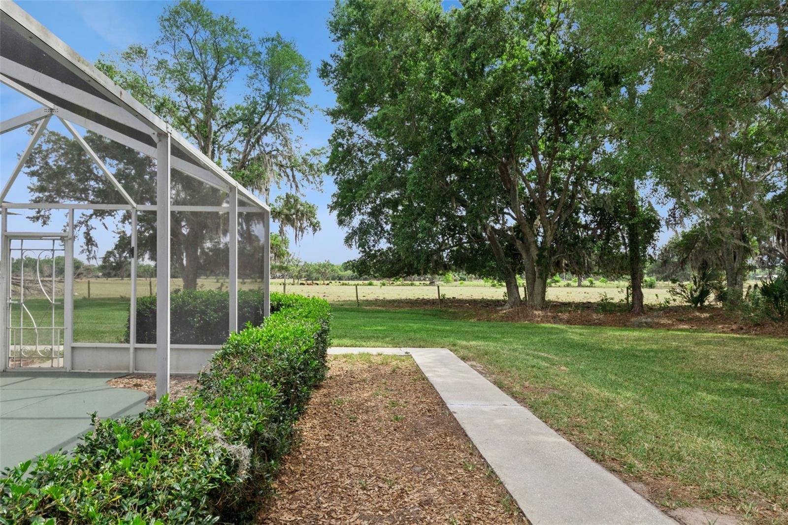 LEESBURG ROYAL OAK ESTATES - Residential