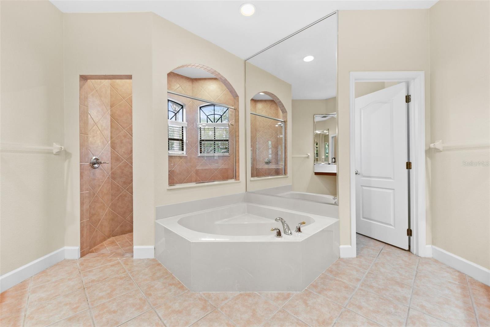 LIVE OAK RESERVE UNIT TWO - Residential