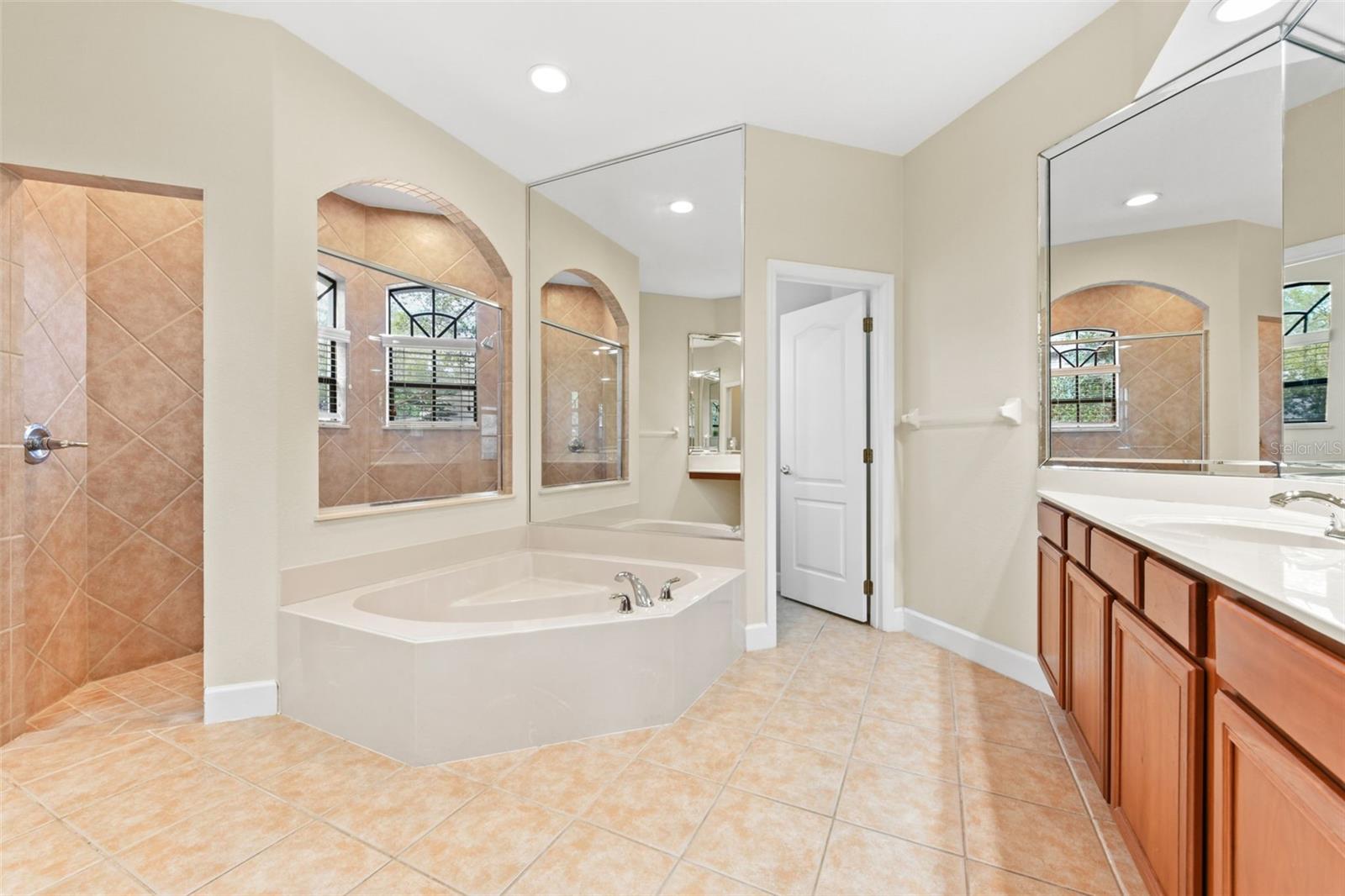 LIVE OAK RESERVE UNIT TWO - Residential