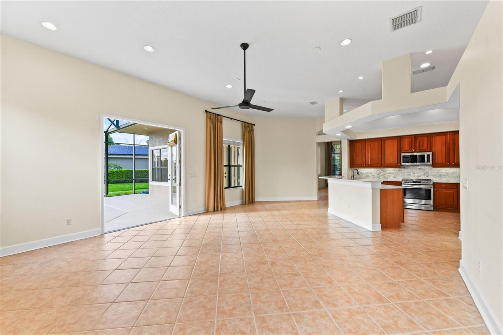 LIVE OAK RESERVE UNIT TWO - Residential