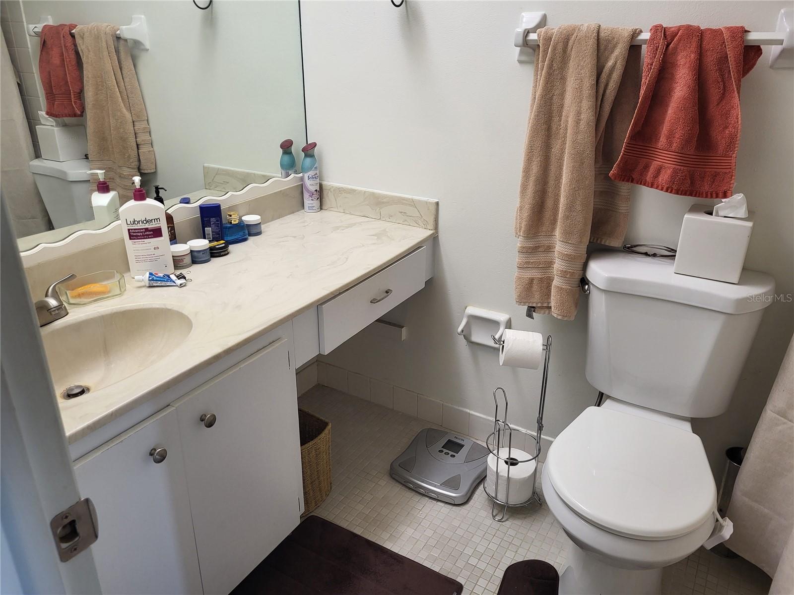 WINSTON PARK NORTHEAST - Residential