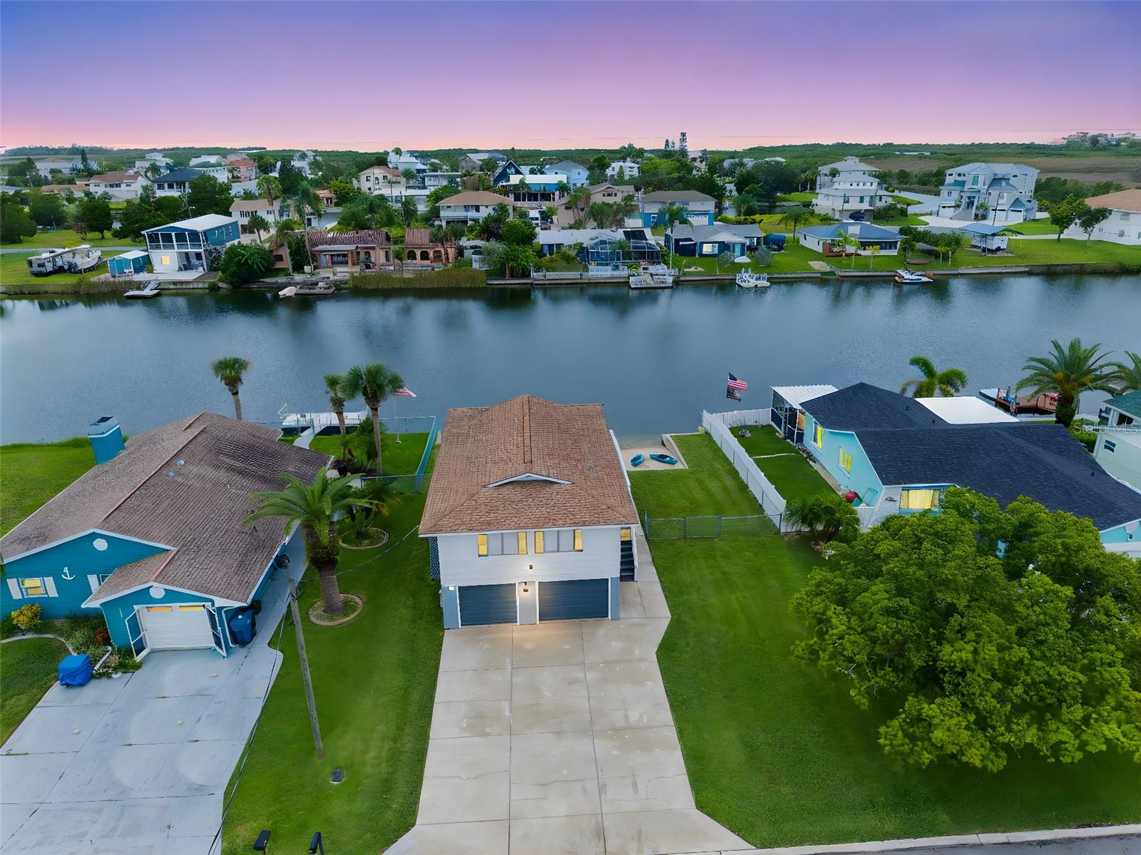 HERNANDO BEACH - Residential