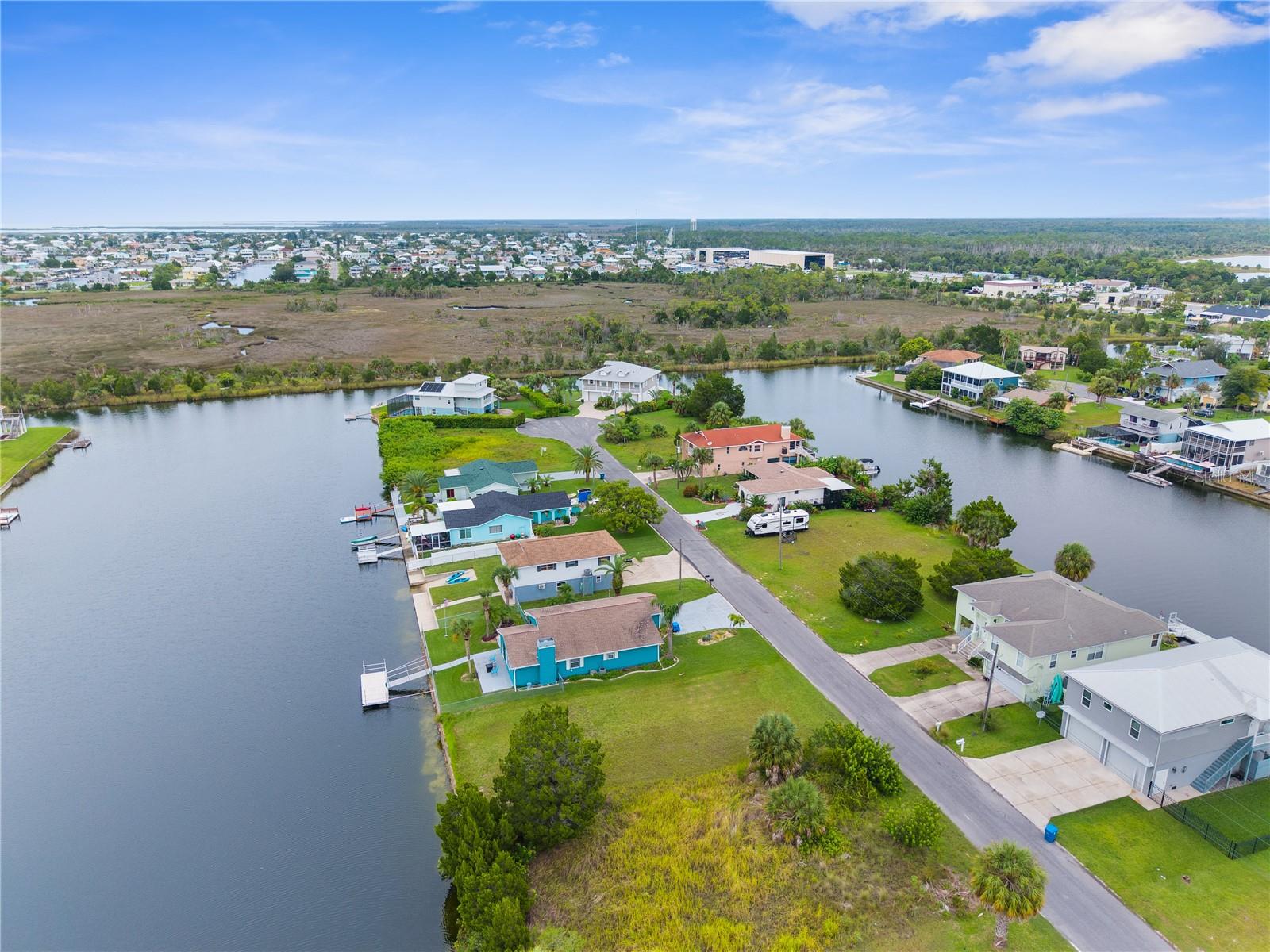 HERNANDO BEACH - Residential