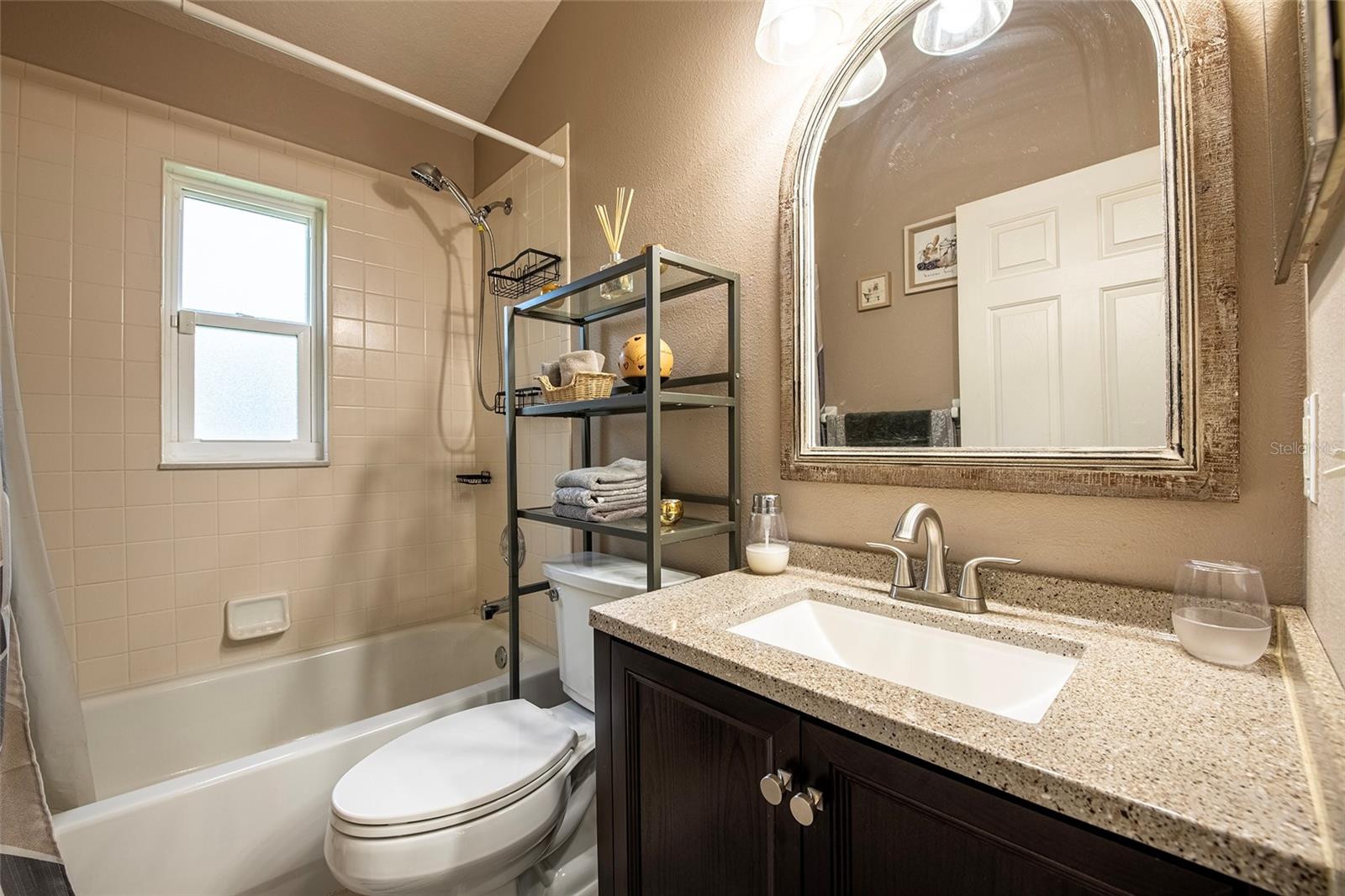 MEADOW OAKS - Residential