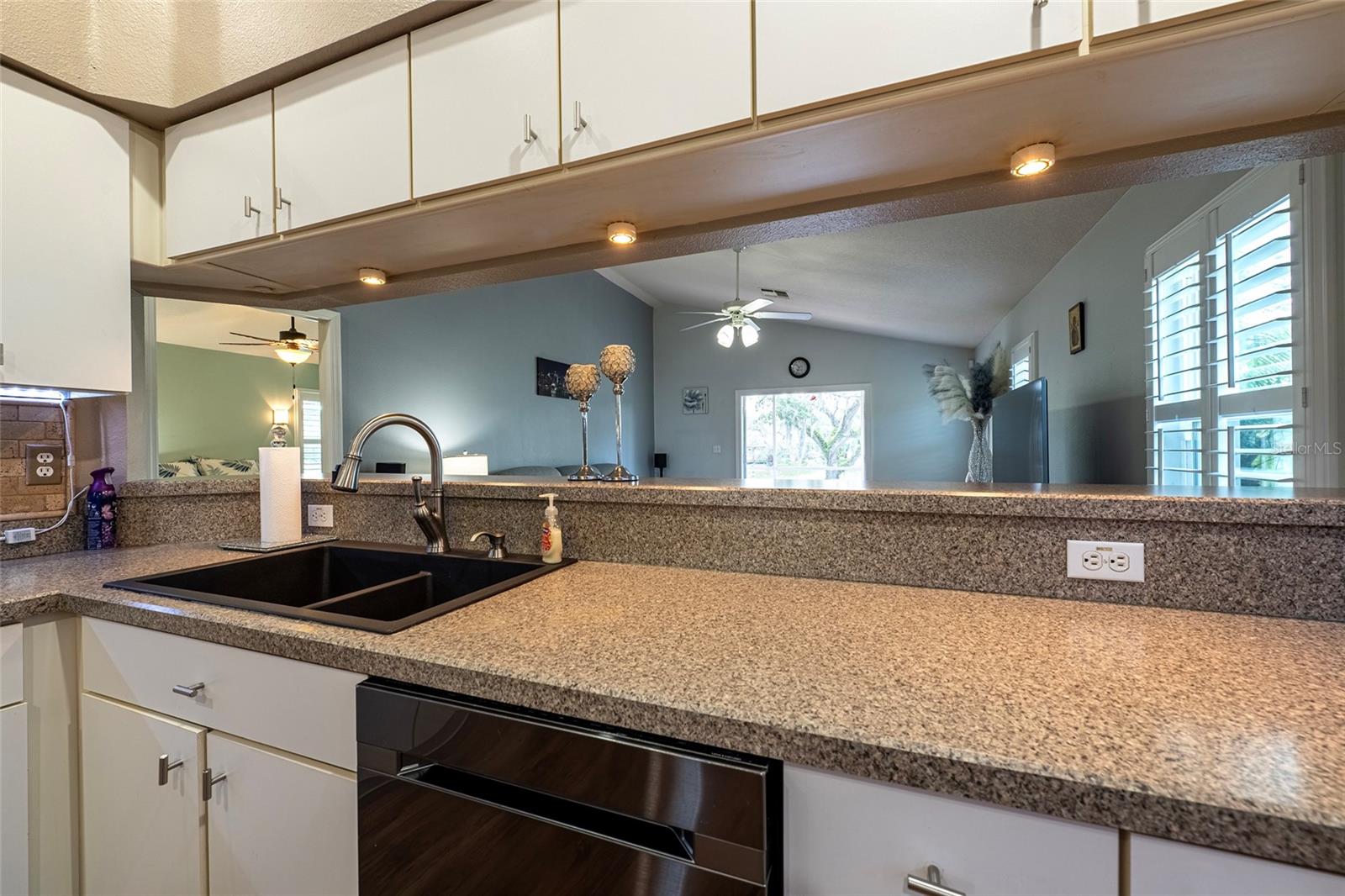 MEADOW OAKS - Residential