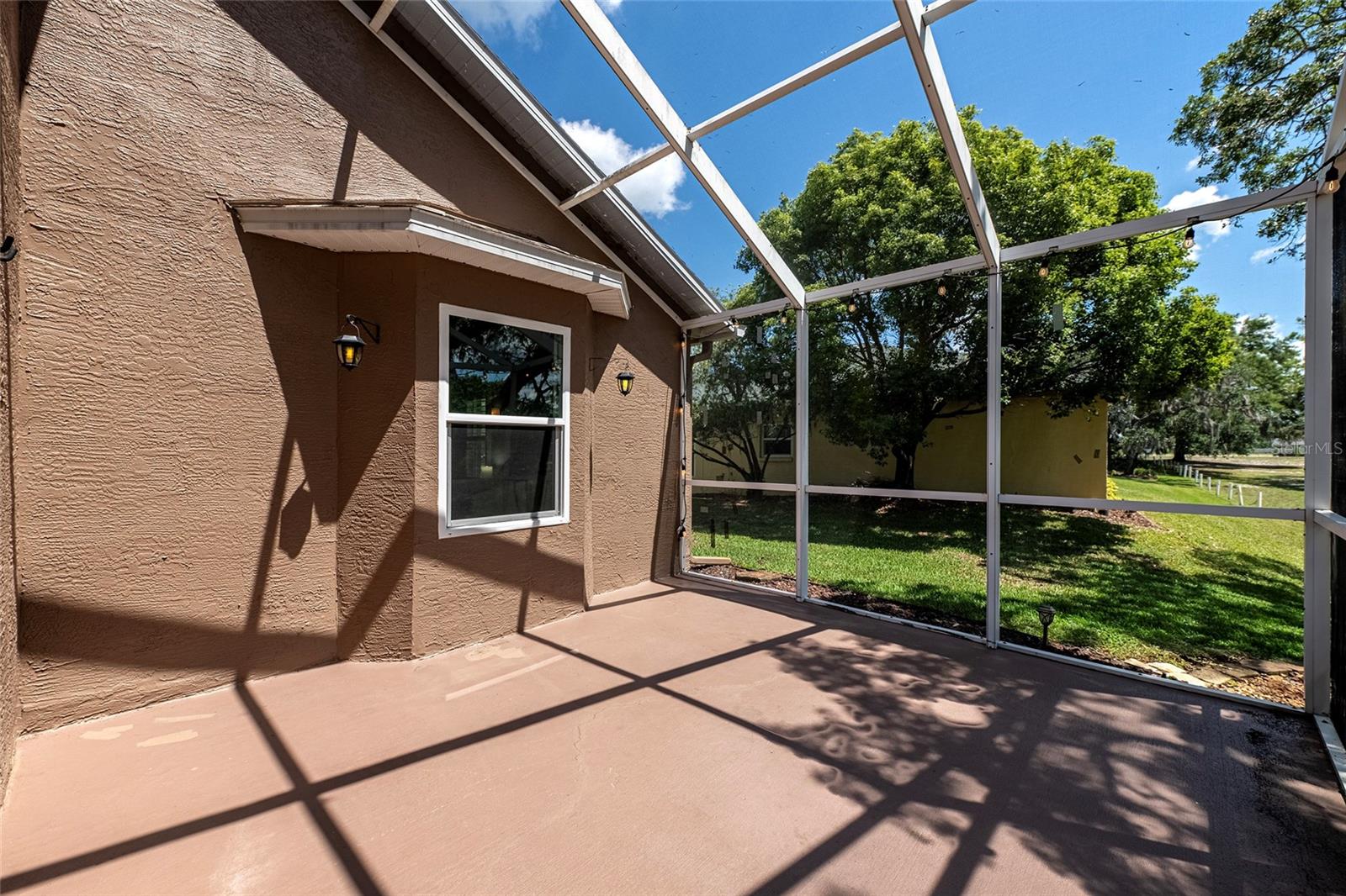 MEADOW OAKS - Residential