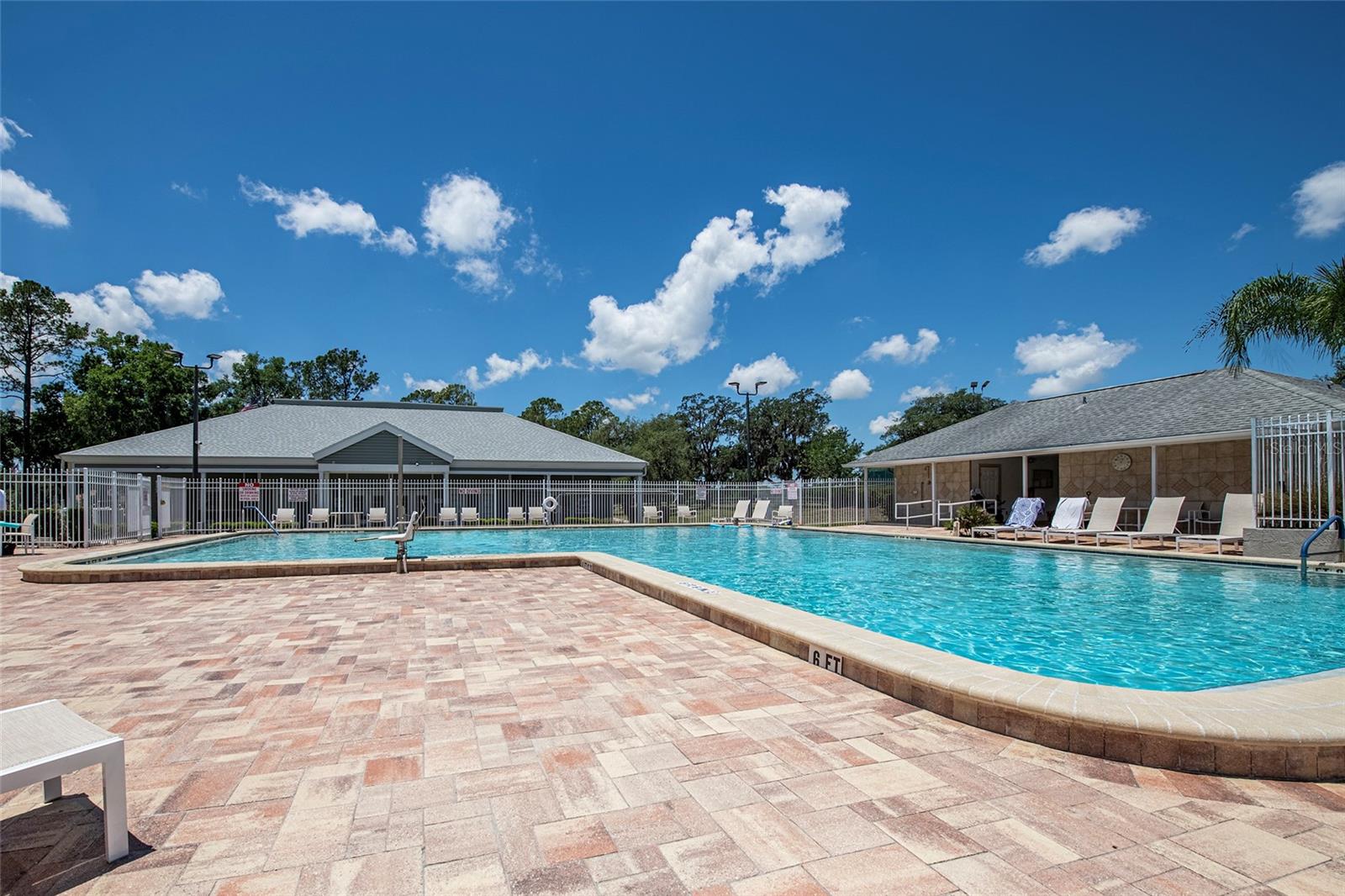 MEADOW OAKS - Residential