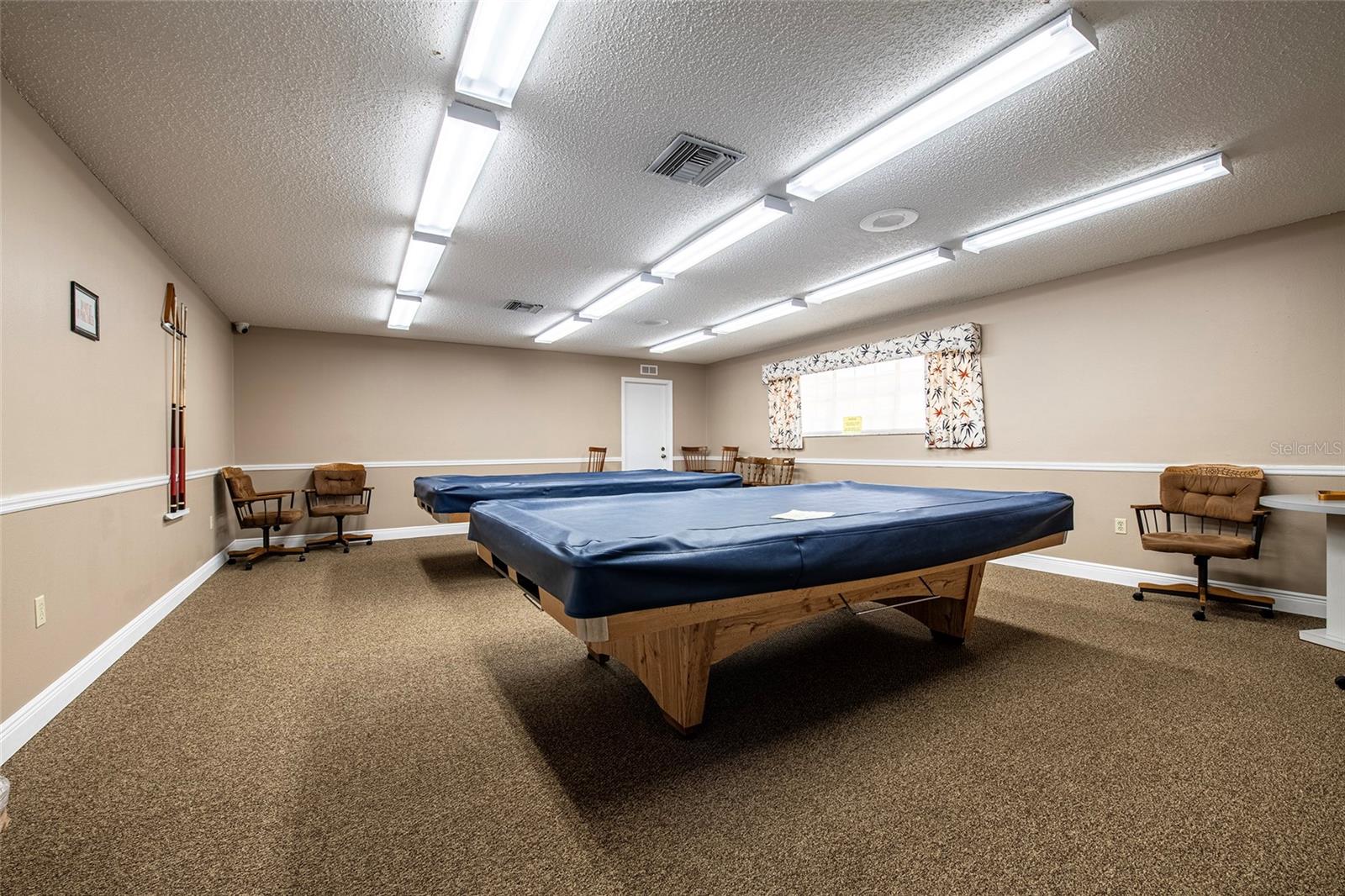 MEADOW OAKS - Residential