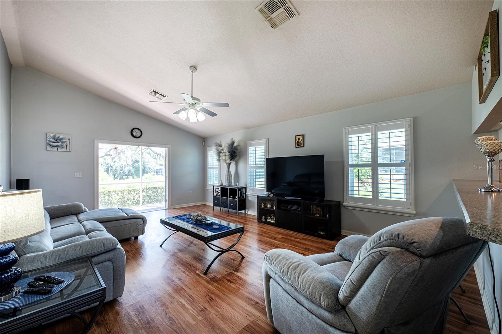 MEADOW OAKS - Residential