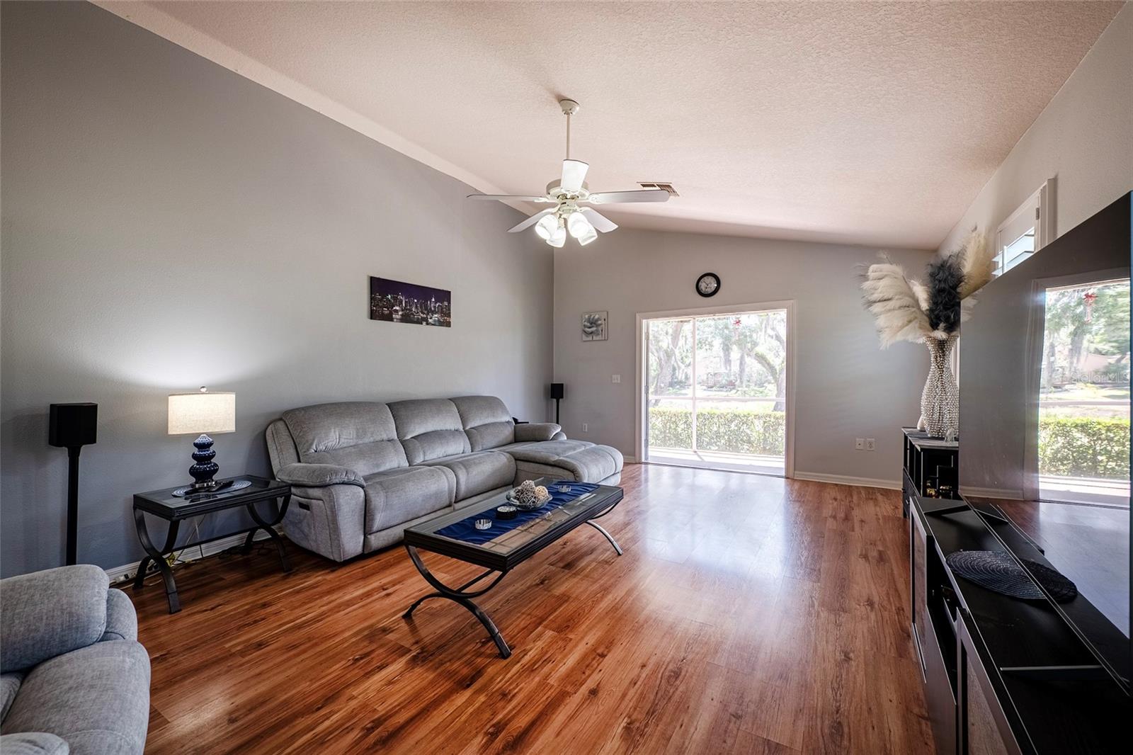 MEADOW OAKS - Residential