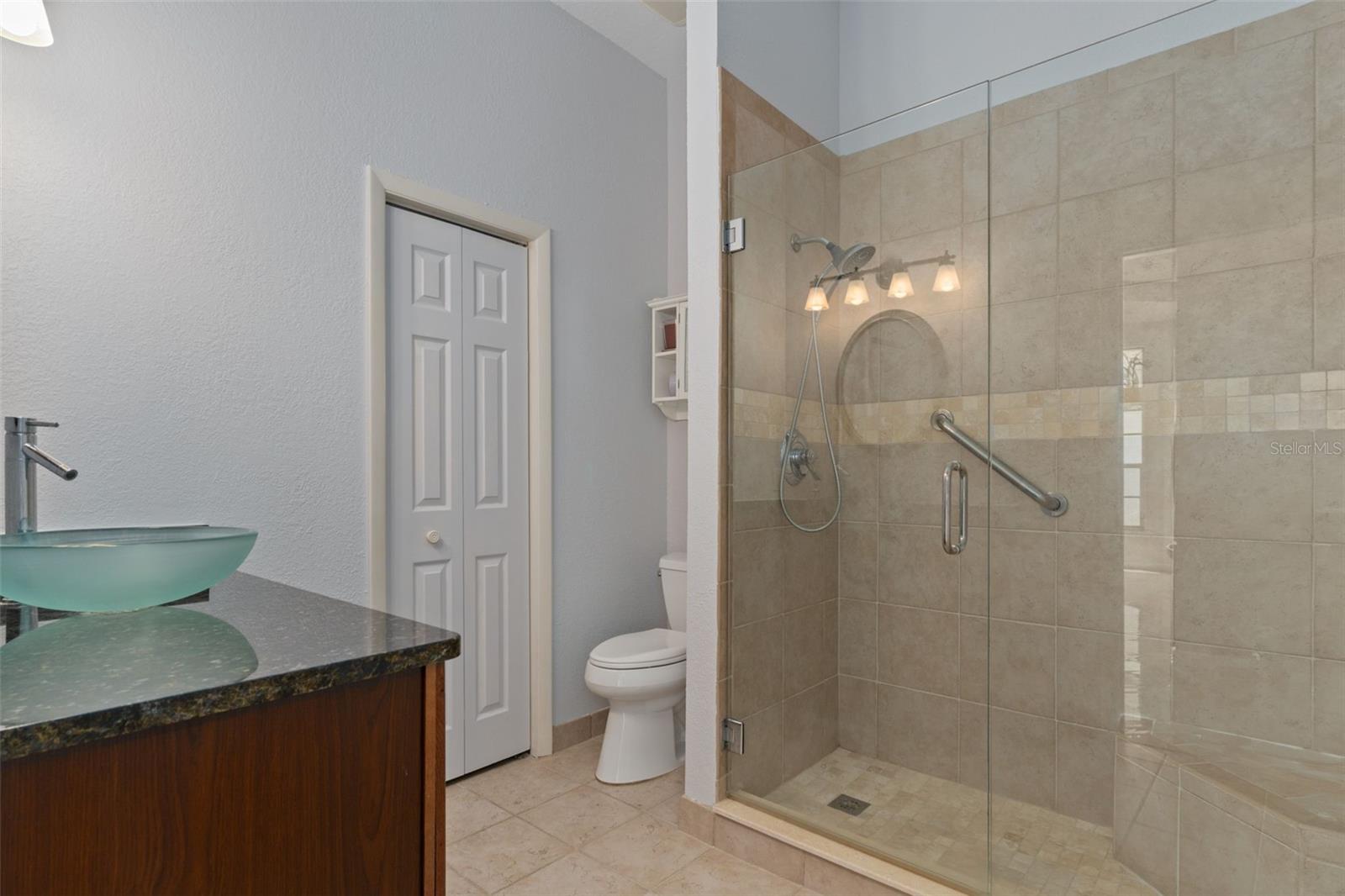 LAKESIDE VILLAGE - Residential