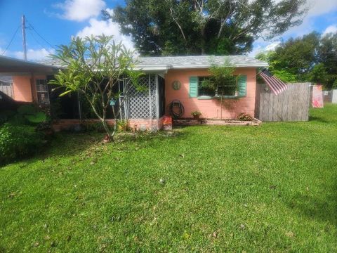 Photo of 10698 106th Street, Largo, FL 33773 (MLS # TB8435065)